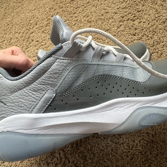 Nike Jordans 11 CMFT Low Men’s Sneakers - Picture 8 of 12